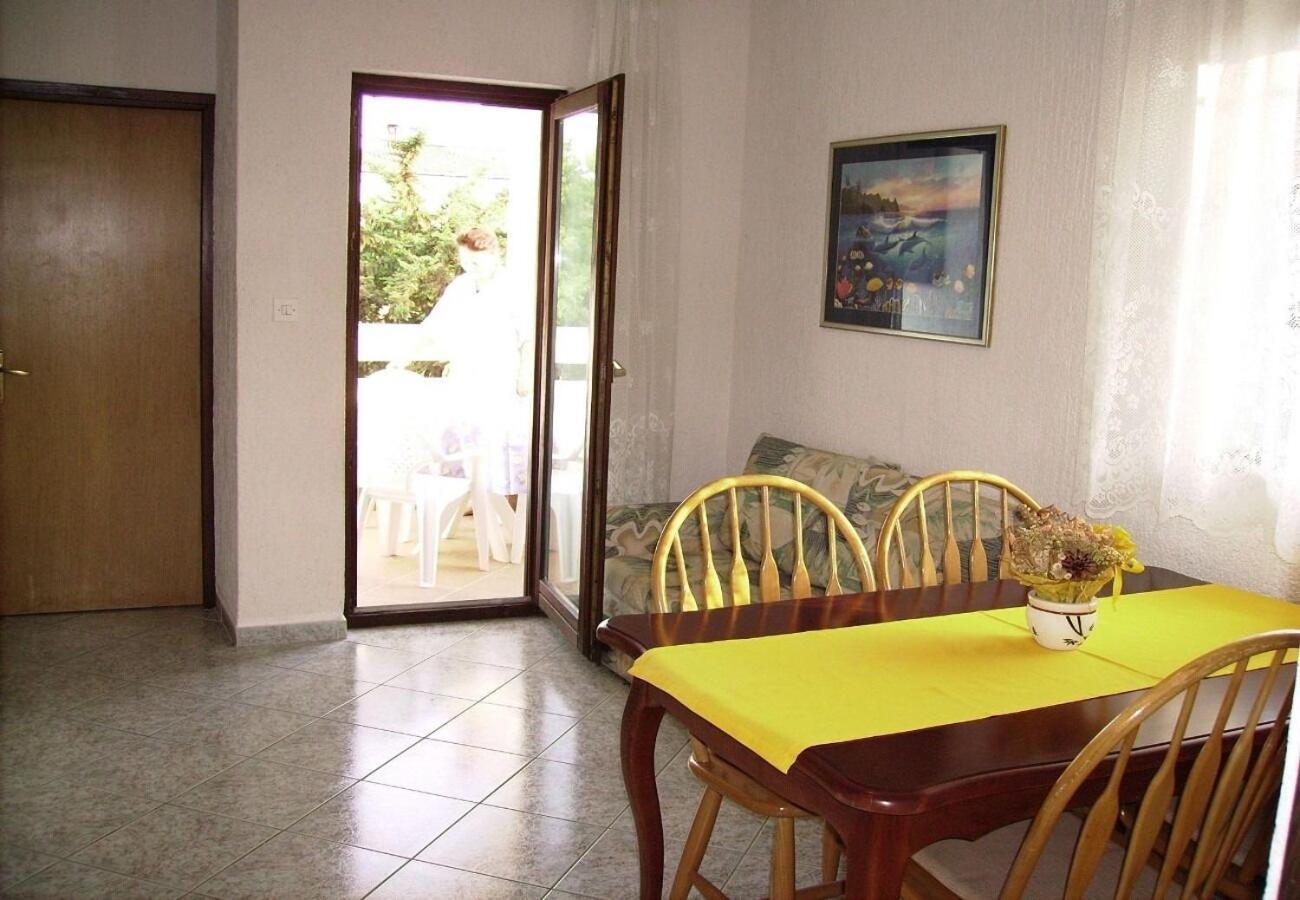 Apartment Dragica Malinska