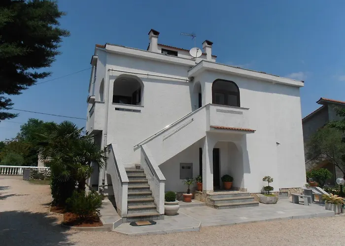 Apartment Dragica